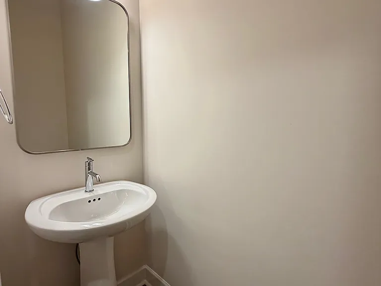 310 Buckwood Ln — Photo 10