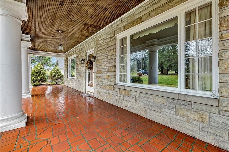 228 Oakville Rd, Beaver Falls, PA 15010 Zillow