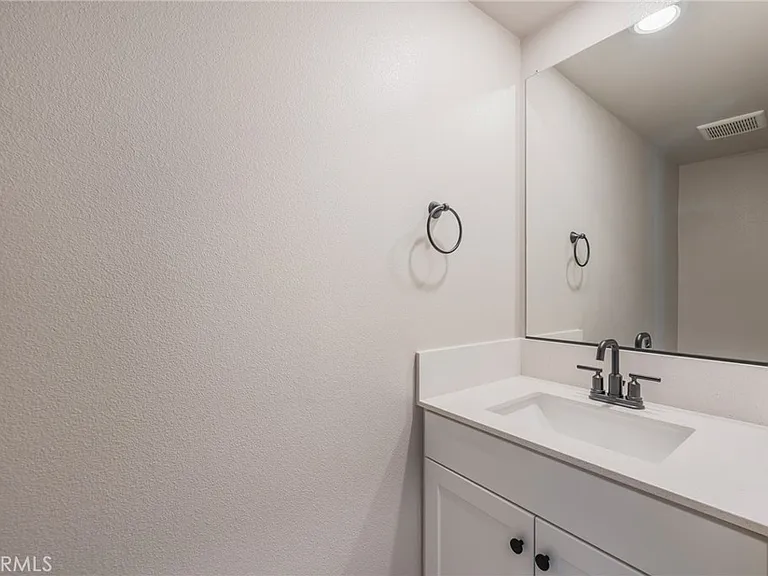 27656 Skyline Ln — Photo 6