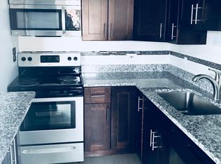 6014 N Kenmore Ave #410, Chicago, IL 60660