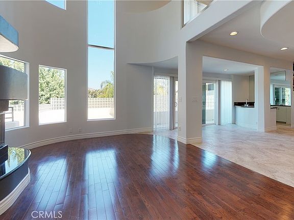 3rd image of 22500 N Summit Ridge Cir