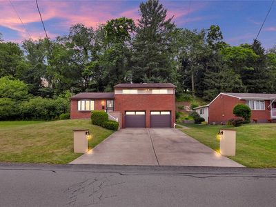 13720 Saint Clair Dr, North Huntingdon, PA, 15642