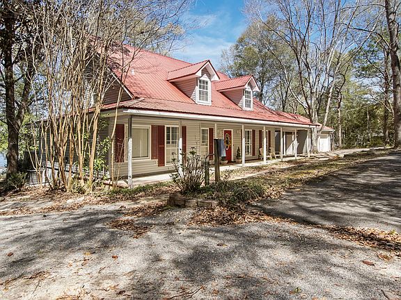 3rd image of 2272 Spring Lake Rd