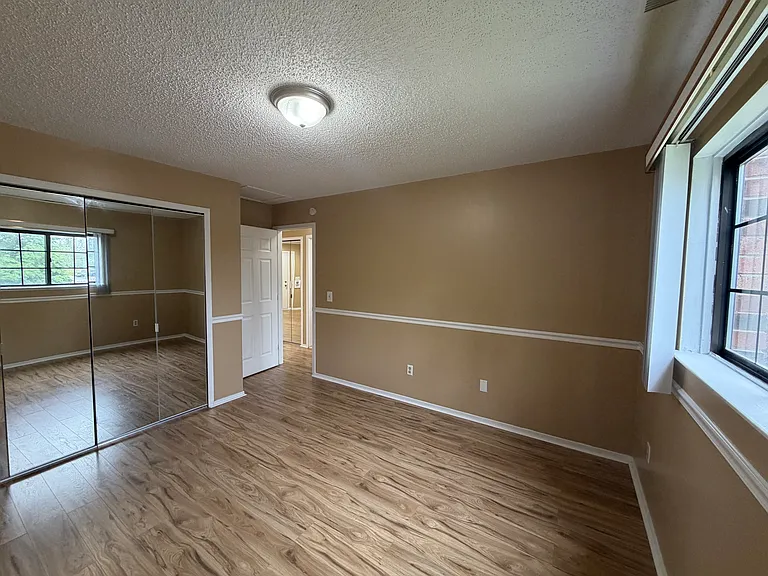 34917 Hamilton Dr #2 — Photo 21