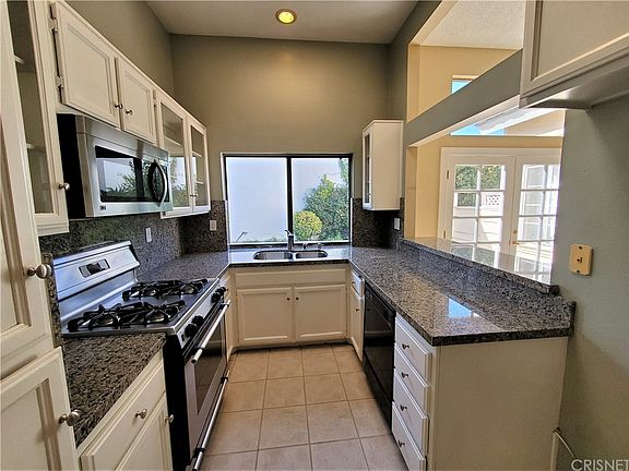 5th image of 25866 Espinoza Dr