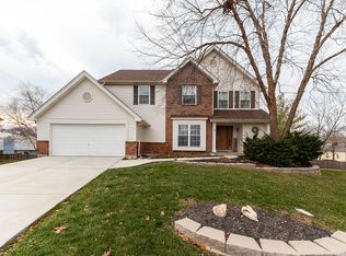 29 Walnut Knoll Ct, Saint Charles, MO