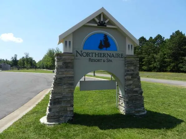 6990 Bengs Rd Unit B24, Three Lakes, WI 54562