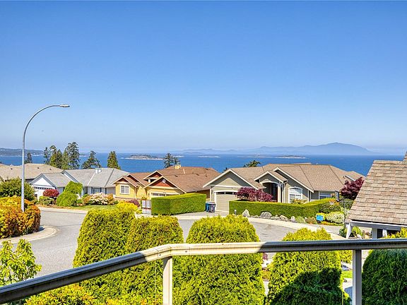 4th image of 6448 Peregrine Rd