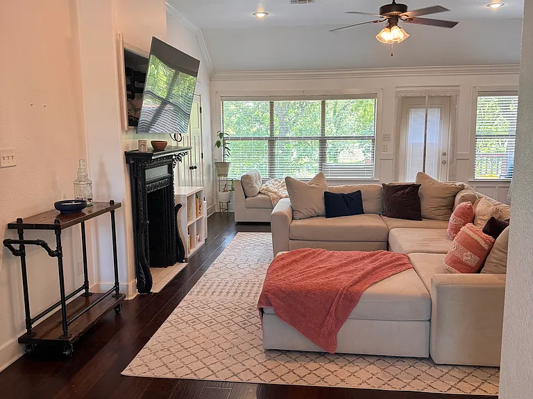 1803 Green Haven Dr — Photo 4