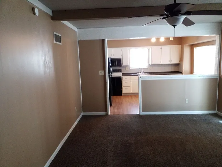 10013 N Harrison Dr — Photo 40