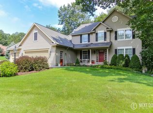 18825 Iroquois Dr, Spring Lake, MI 49456