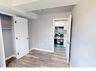 1000 47th Pl NE APT 3, Washington, DC 20019
