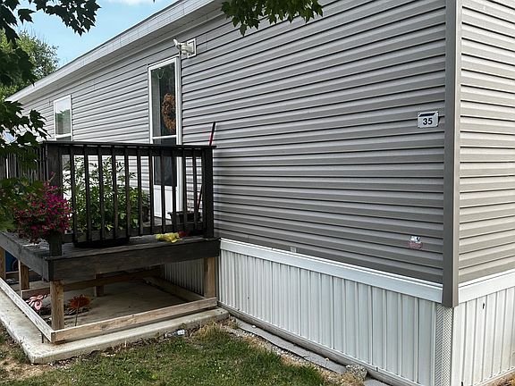 5th image of 35 Lee St #35