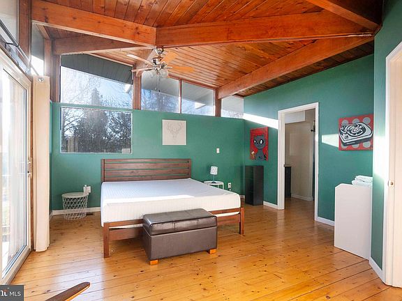 5th image of 59 Beverly Pl