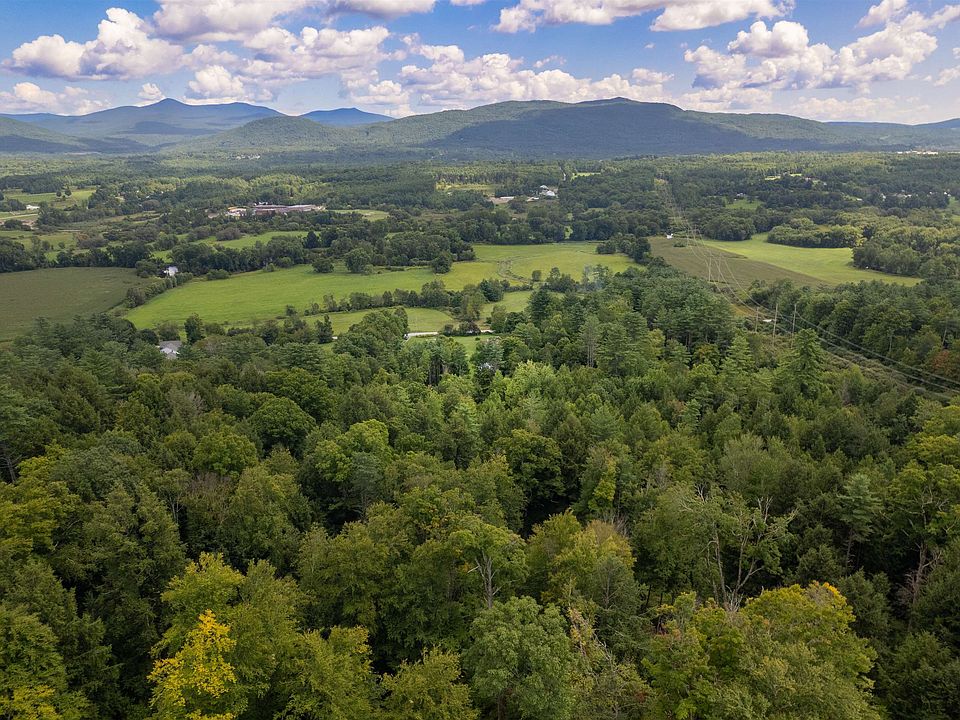 1st image of 3393 Creek Road