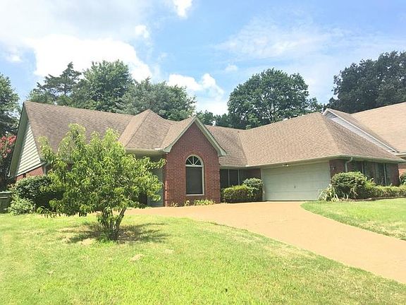 2nd image of 1579 Fox Trace Dr
