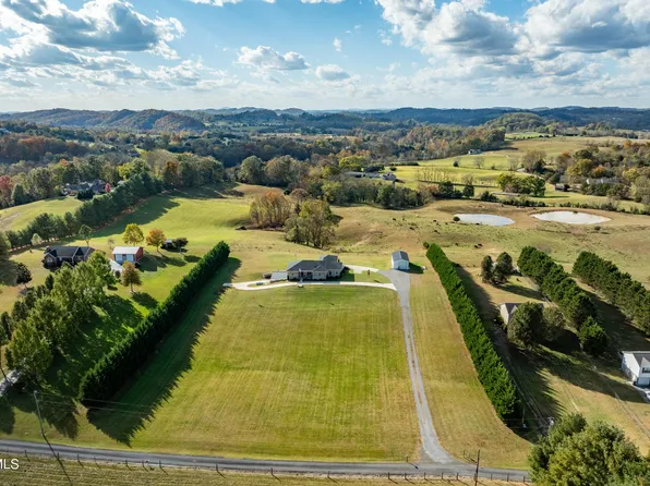 386 Andy Cole Rd, Bluff City, TN 37618