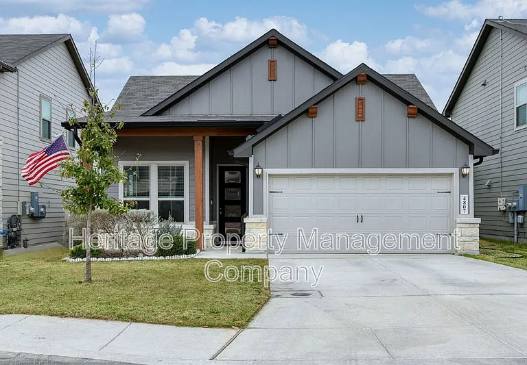 4807 Night Herder St — Photo 1