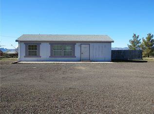 785 S Bacobi Rd, Golden Valley, AZ 86413