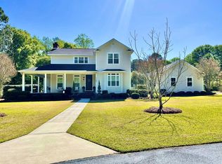 1145 Mallard Pointe Dr, Douglas, GA 31535