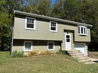 6 Bay Mountain Dr, Griswold, CT 06351