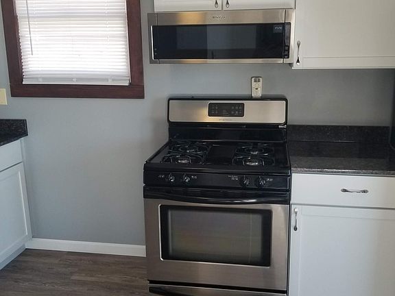 4th image of 4424 N Galena Rd