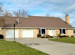 1234 W Nebobish Rd, Essexville, MI