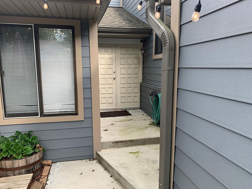 Front door walkway from gated entrance