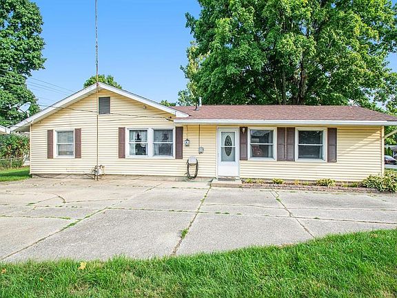 2nd image of 1127 Ebeling Dr