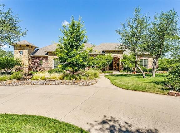 3rd image of 6524 Ladybank Ct W