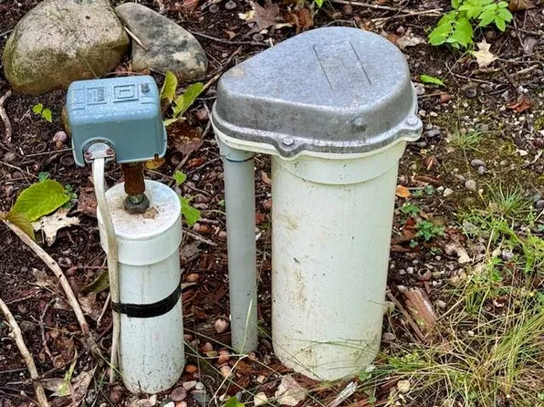 4083 Long Lake Rd, Cheboygan, MI 49721