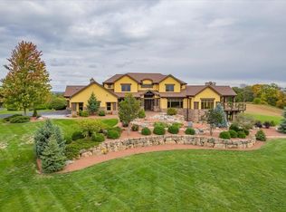 S10970 Butternut Rd, Spring Green, WI 53588