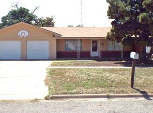 715 Milwaukee St, Plainview, TX 79072