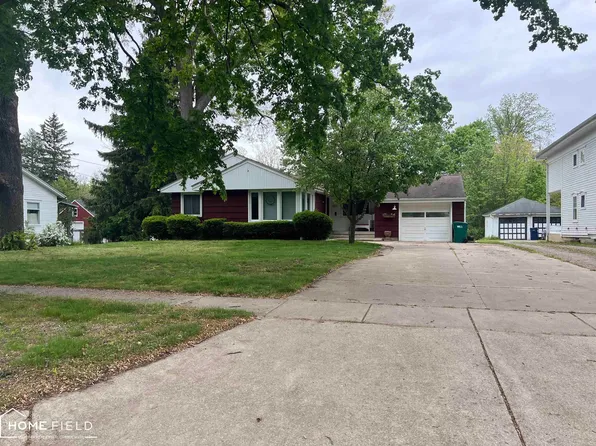 1300 N Washington St, Owosso, MI 48867