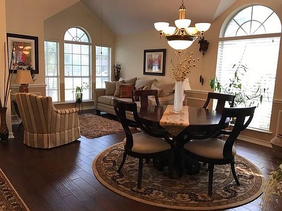 4th image of 1205 Glenbury Ct