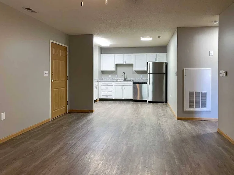 Northridge Heights Apartments — Photo 61