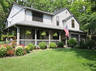 2488 Breathstone Dr, Powell, OH 43065