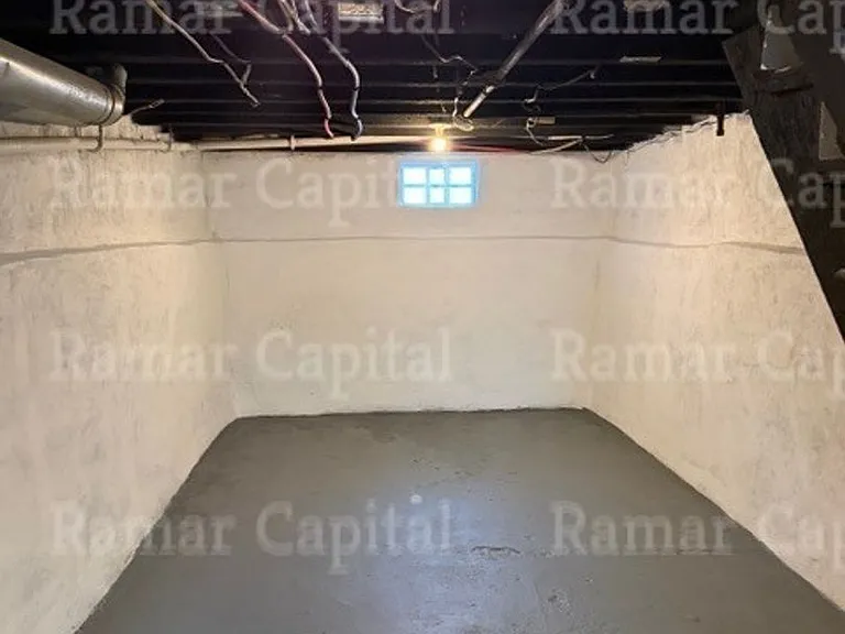281 Walnut St — Photo 18