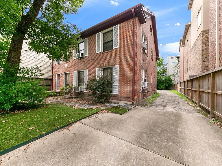 1821 Oakdale St #A — Photo 3