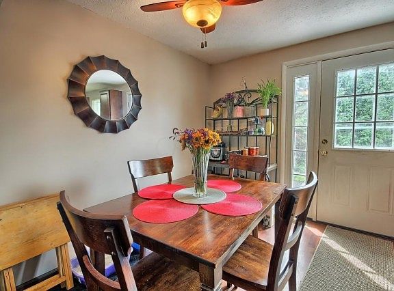 3rd image of 2969 Grandwoods Cir