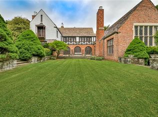 1250 Fox Chapel Rd, Pittsburgh, PA 15238