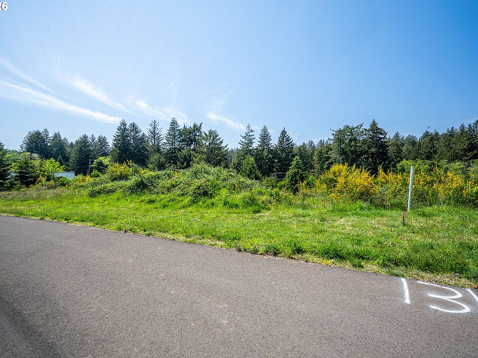 1st image of 83615 Clear Lake Rd #13