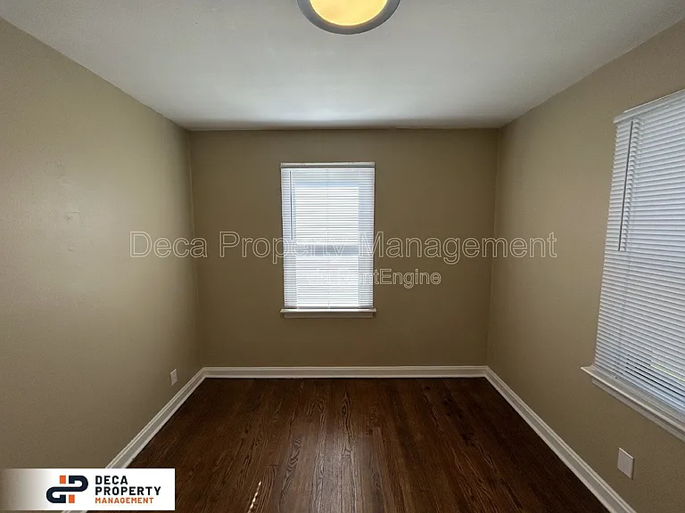 7749 Utica Dr — Photo 10