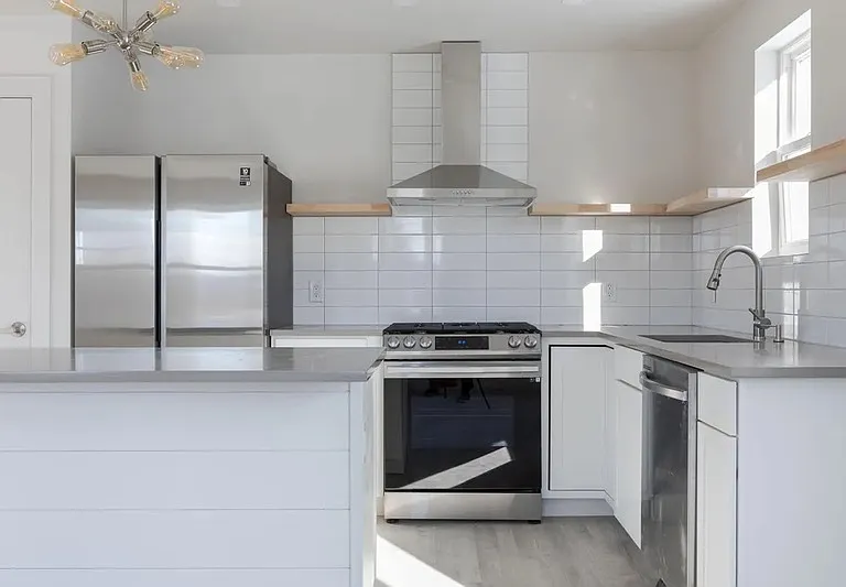 23 Highland Ave #B — Photo 1