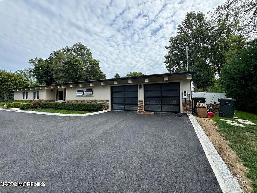1st image of 608 Deal Road