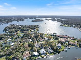 1480 NW 3rd St, Crystal River, FL 34428