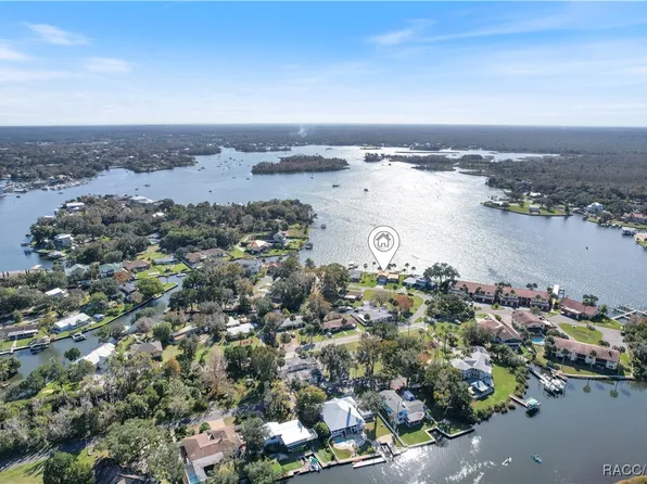 1480 NW 3rd St, Crystal River, FL 34428