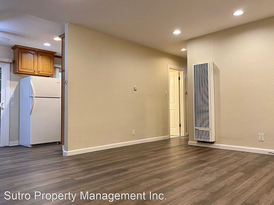 1st image of 115 Cypress St APT 2