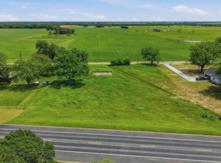 5283 Old Town Rd, Whitesboro, TX 76273