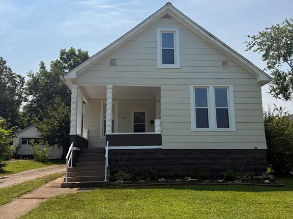 808 W Reed St, Moberly, MO 65270